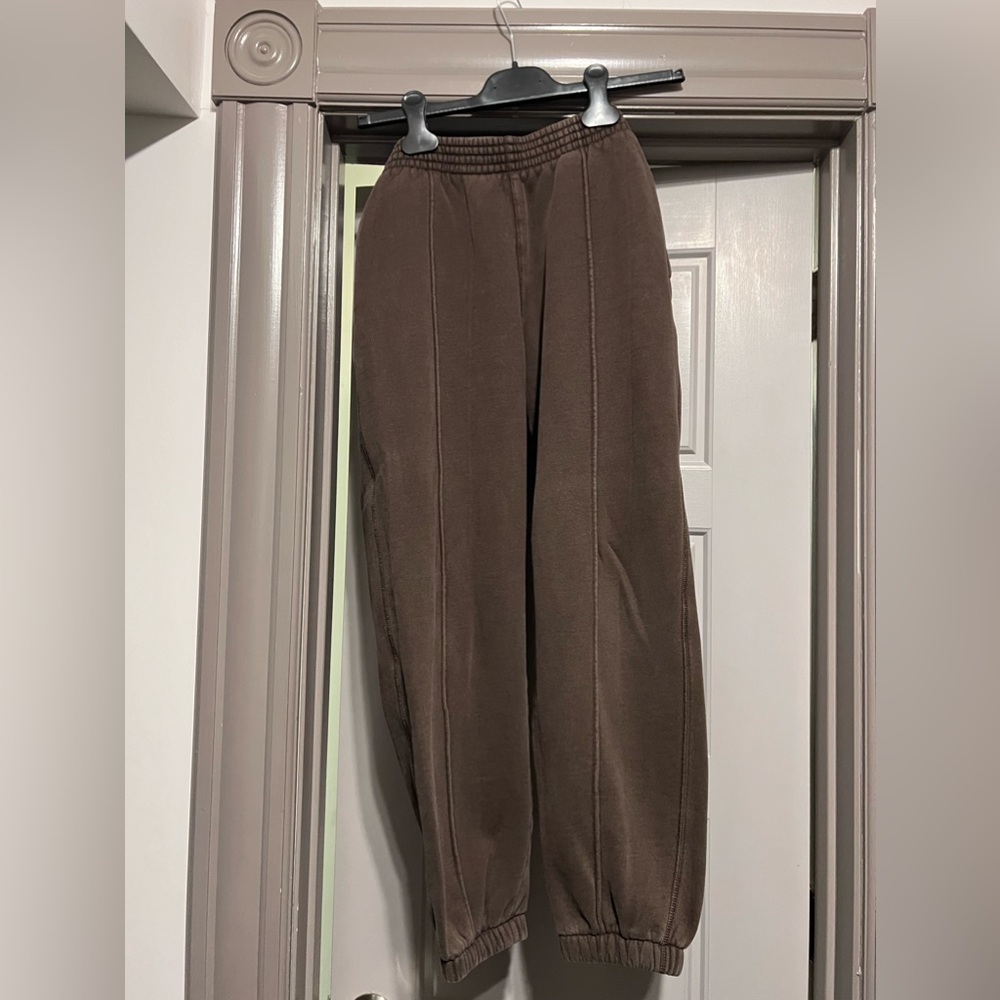 TNA SWEATPANTS